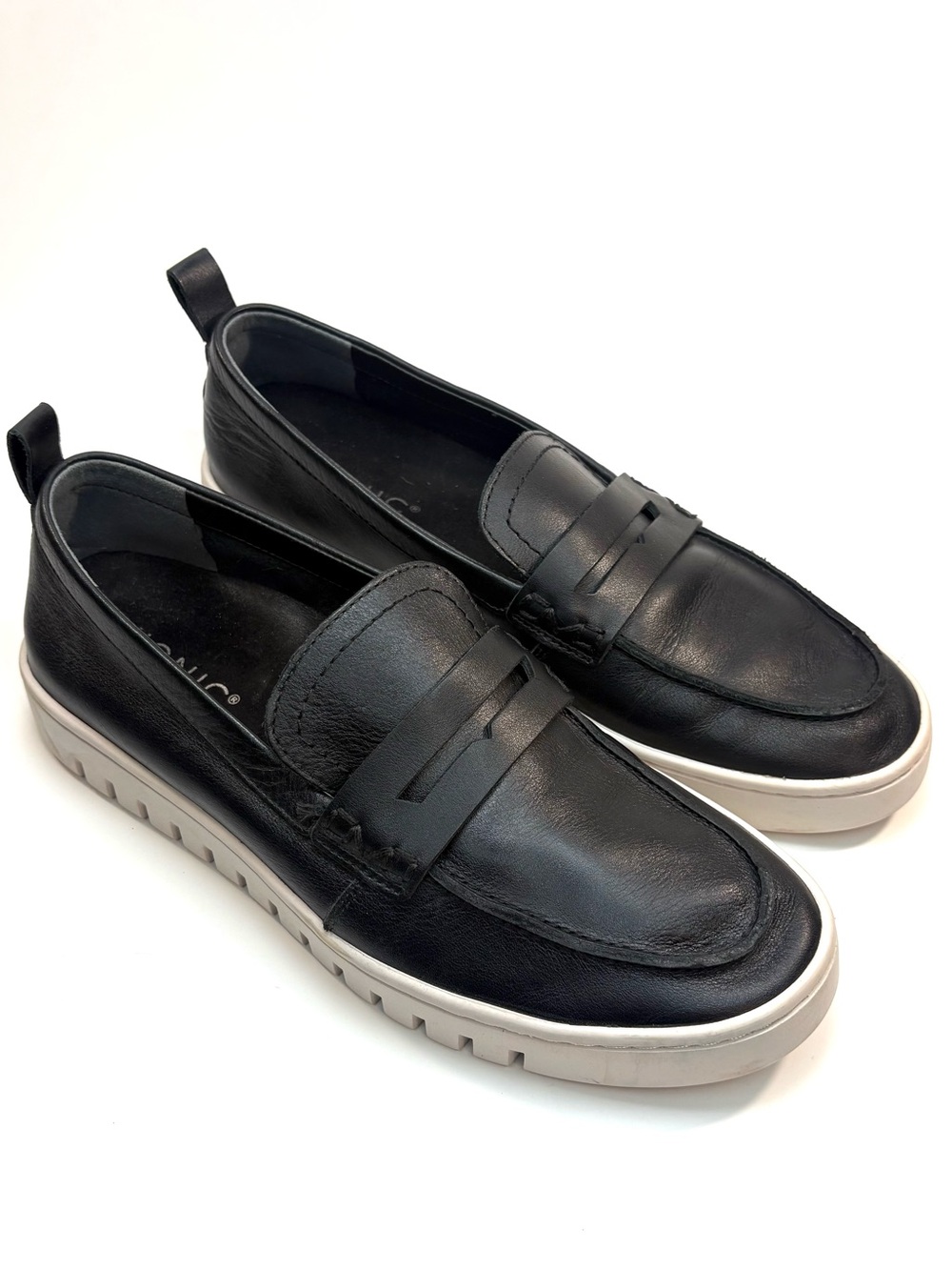 Vionic Black Leather Slip-On Penny Loafers | 7.5
